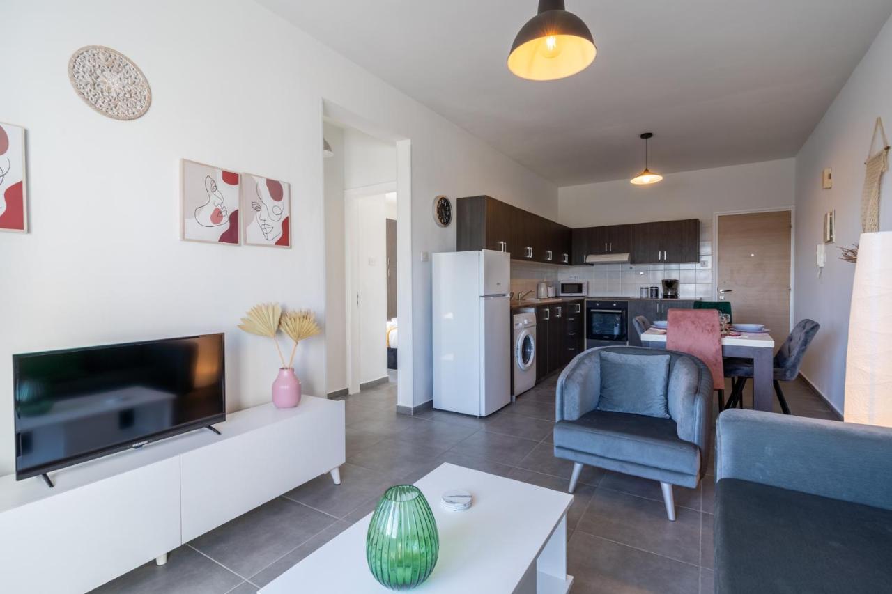 Emerald's 2-bedroom In Larnaca