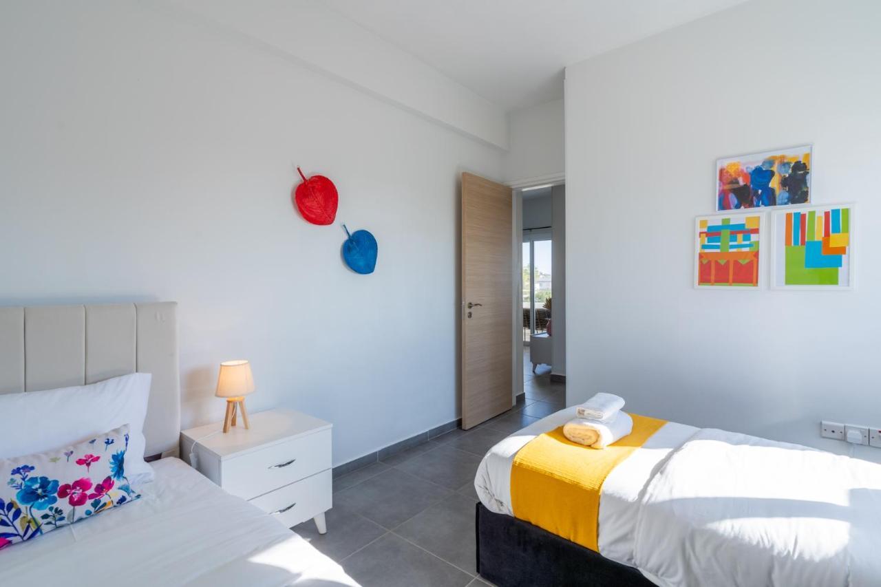 Emerald's 2-bedroom In Apartment