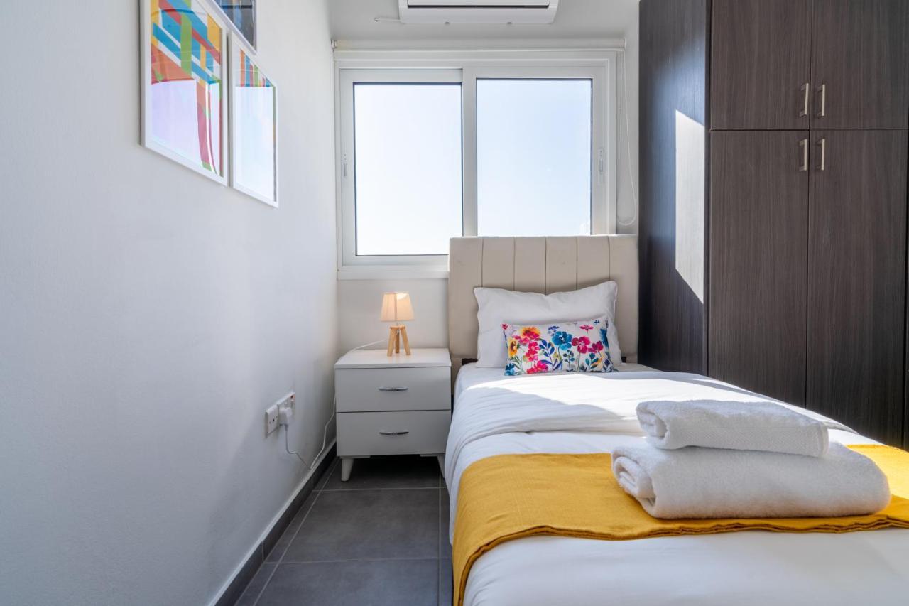 Emerald's 2-bedroom In Apartment Larnaca