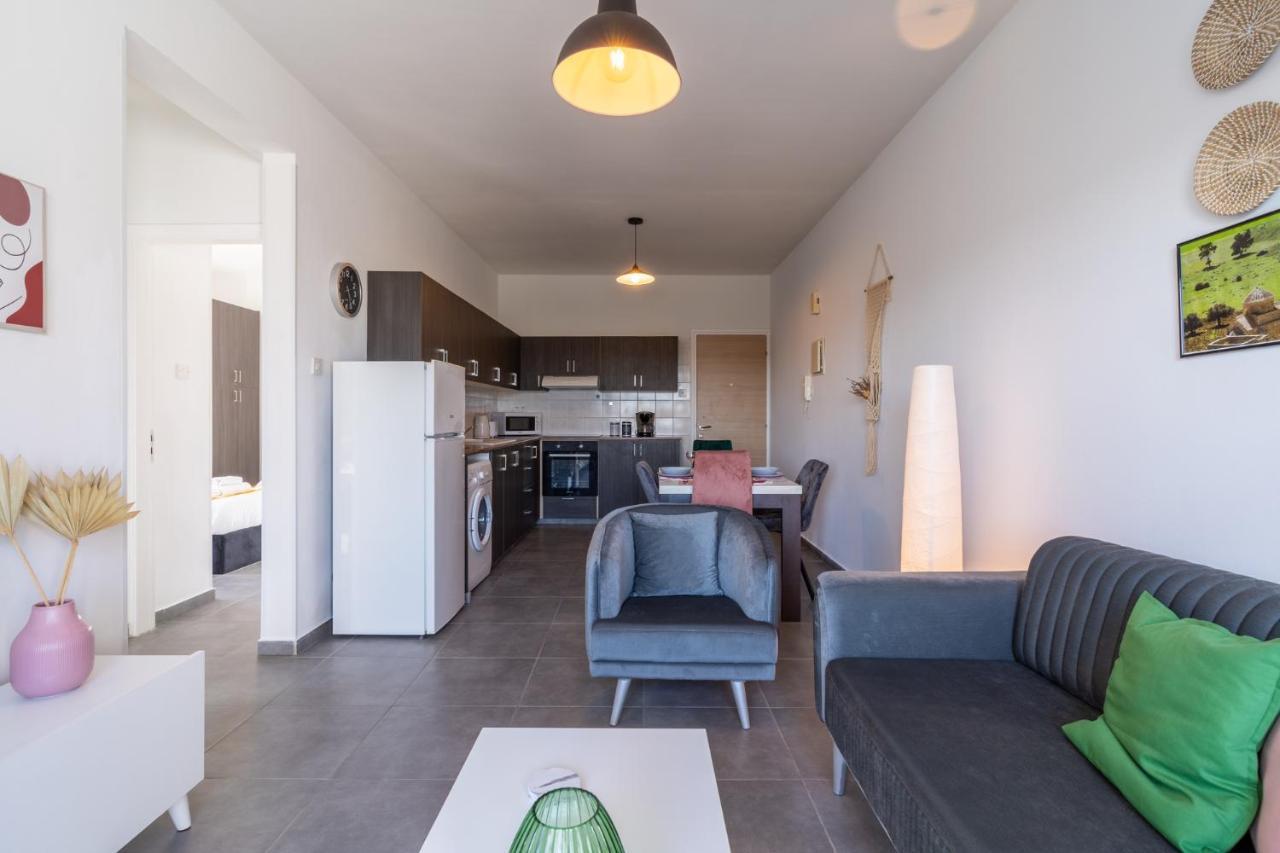 Emerald's 2-bedroom In Larnaca